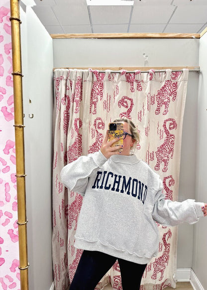 Embroidered Richmond Mockneck GREY