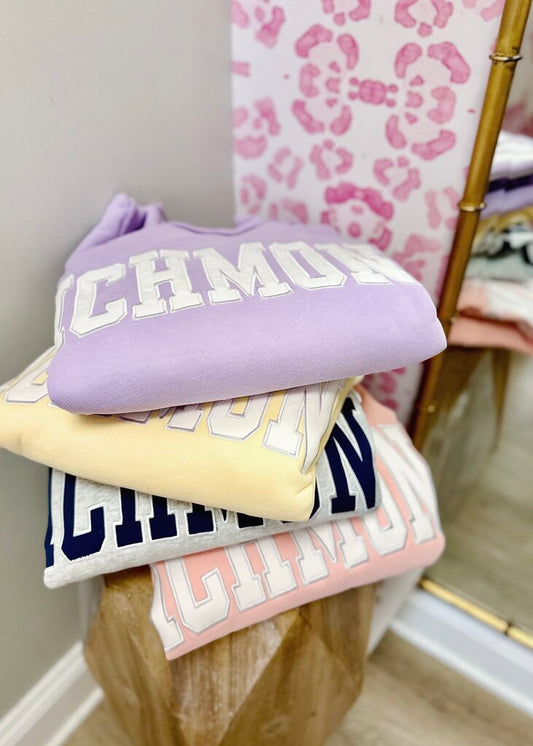 Embroidered Richmond Mockneck YELLOW