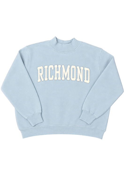Embroidered Richmond Mockneck LIGHT BLUE