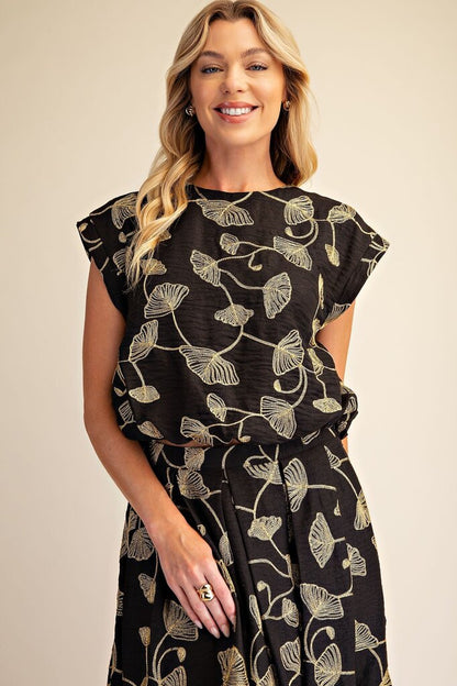 Bubble Crop Embroidery Top